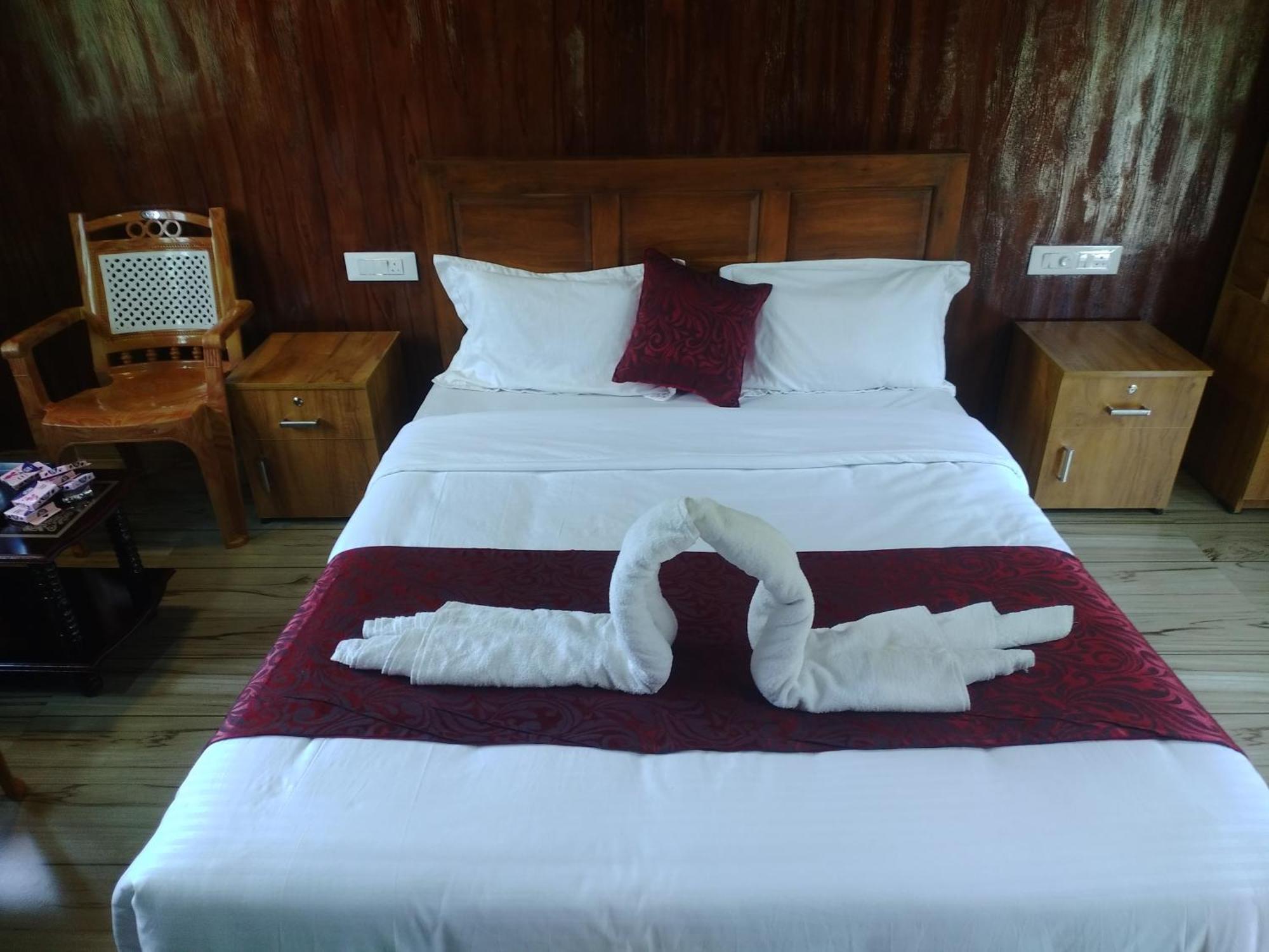 Don'S River Valley Jungle Resort Maraiyur Екстер'єр фото